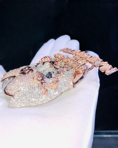 จี้หัวสุนัขฮิปฮอปแบบสั่งทำพิเศษ ประดับด้วยทองคำขาว 18K และเพชรโมอิสซาไนต์  เครื่องประดับรูปสัตว์  ของขวัญสำหรับทุกเพศ - Product Image 3