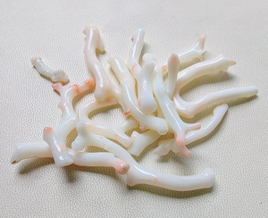 Palo de coral blanco natural, 84Cts, palos de sombra rosa, piedras preciosas de coral blanco natural 100%, palos pulidos sueltos, fabricación de joyas - Product Image 2