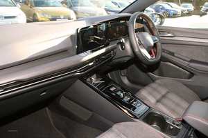 Volkswagen Golf GTI 2024 en parfait état - Product Image 3