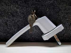 MANETA VENTANA ALUMINIO CON CERRADURA SIMPLE - Product Image 5