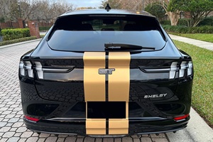 Voiture d'occasion super rapide et propre, <span class=keywords><strong>Ford</strong></span> <span class=keywords><strong>Mustang</strong></span> <span class=keywords><strong>Mach</strong></span>-E Shelby GT-H 2023, prête à être expédiée dans le monde entier. - Product Image 6