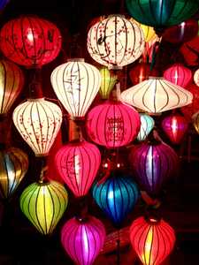 Linterna de bambú de seda tradicional de alta calidad con muchos diseños Decoración plegable multicolor de Vietnam - Product Image 4