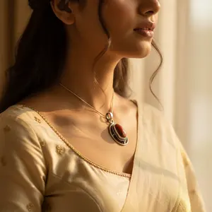 Colgante de Coral Rojo de Plata 925 con Diamante y Amatista, Joyería Religiosa Hecha a Mano con Piedras Preciosas para Mujer - Product Image 2