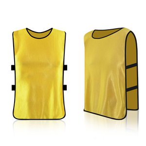 Gilet d'entraînement de football avec logo personnalisé de haute qualité avec bavoirs en maille pour l'entraînement sportif et le basket-ball - Product Image 3