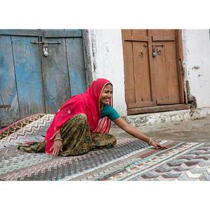 Tapis géométrique noué à la main en laine et soie de bambou Manchaha, rectangulaire, épaisseur 10 mm, pour salon, couloir - Les-1181 Gris & Noir - Product Image 4