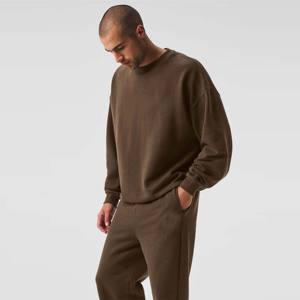 Sudadera clásica de cuello redondo para hombre: jersey de lana cálido y acogedor para clima frío, ropa informal y actividades al aire libre - Product Image 3