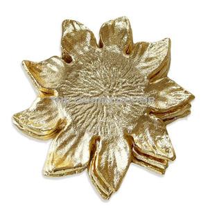 Ensemble de produits à la mode de 4 sous-verres en pierre en forme de fleur ensemble de tapis de table en métal en aluminium écologique - Product Image 1