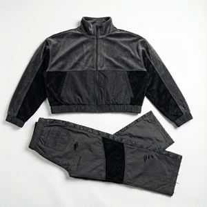 Ensemble de survêtement pour homme en nylon et polyester, coupe-vent, lavage à l'acide, broderie unie, veste et pantalon délavés, streetwear, vente en gros personnalisée, deux pièces - Product Image 1