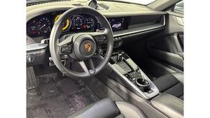 Porsche 911 Carrera S Cabriolet RWD 2023, Usado en Excelentes Condiciones - Product Image 2