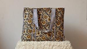 Sac fourre-tout personnalisé à la mode pour femme, style floral vintage, avec fermeture éclair, doublure en toile, imprimé en bloc, design Kantha, été indien, shopping, voyage - Product Image 4