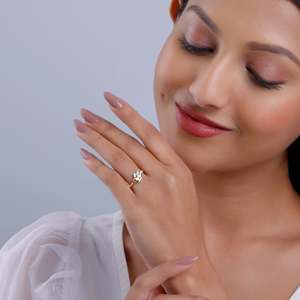 Anillo de diamante hoja brillante de oro - Product Image 3