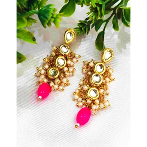 Ensemble de collier à une seule couche en Kundan perlé rose, plaqué or, cuivre et zircon, avec plaque dorée pour mariages ou bijoux raffinés - Product Image 4