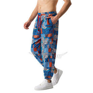 Pantalones Deportivos con Estampado Gráfico Completo, Tela Premium, Hechos en Pakistán, Pantalones Jogger Casuales a la Moda - Product Image 3