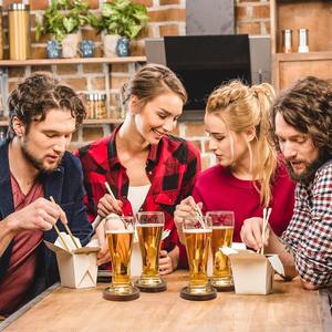 Dessous de verre en bois rustiques faits à la main Intérieur élégant pour mariages et anniversaires - Product Image 5