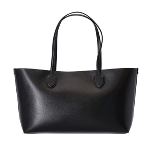 El bolso estructurado con estampado de cocodrilo rojo oscuro y el posavasos de mármol ya están disponibles a precios de mayoreo. - Product Image 5