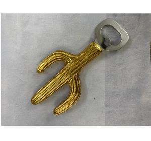 Ouvre-bouteille en métal en laiton AK en forme de poisson en or et argent fini ouvre-bouteille de luxe à bas prix pour vaisselle/ustensiles de cuisine - Product Image 3