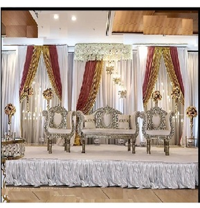 Ensemble de canapés de mariage légers et modernes en argent sculpté, design indien, dernière collection de meubles - Product Image 1