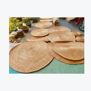 Tapis fait main en jacinthe d'eau et napperon durabilité durabilité de l'artisanat de gros Vietnam - Product Image 1