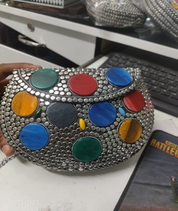 Elegante bolso de Metal mosaico plateado hecho a mano Vintage bolso de mosaico para ocasiones especiales accesorio nupcial único - Product Image 6