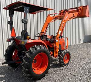 Modèle de tracteur 2022 33hp Kubota L3301 assez utilisé avec chargeur frontal attaché - Product Image 6