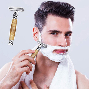 Venta al por mayor Top Venta de los hombres de doble filo de seguridad de la cuchilla de acero inoxidable Producto de belleza con mango de madera Precio barato - Product Image 6