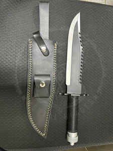 Cuchillo Bowie de Caza Hecho a Mano de Acero Inoxidable de Grado Industrial, Hoja Recta con Punta Clip, Funda de Cuero Personalizable - Product Image 2