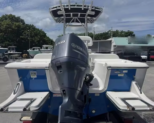 Bateau de pêche sportif et de loisirs Premiumm Commander CenterConsole d'occasion 2015, durable, pour l'aventure en famille, 20 pieds avec remorque - Product Image 4