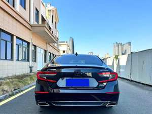 <span class=keywords><strong>Honda</strong></span> Accord 2022 Décima Generación 1.5T Turbo Cuero Oscuro R17 Sedán Automático Continuo Sin Escalonamiento 260TURBO Edición Deluxe - Product Image 3