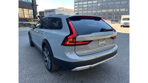 รถยนต์มือสองที่ผ่านการรับรองจาก lhd/rhd V90ข้ามประเทศอัลตร้า AWD 2025มือสอง - Product Image 3