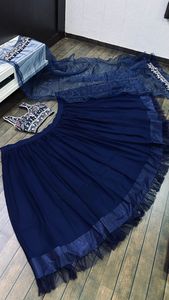 ความรู้สึกที่ดีงามและหลากหลายเป็นคำที่สมบูรณ์แบบที่จะอธิบายนี้ปัก lehenga ผ้า lehenga ทำให้ lehenga นี้ - Product Image 2