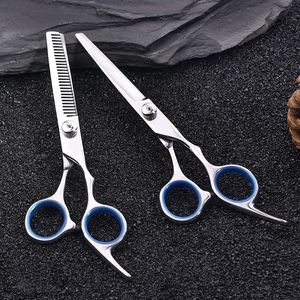 Ensemble de 7 ciseaux de barbier en acier inoxydable pour droitiers, manche long, 32 dents, pour la coupe de cheveux à domicile - SUAVE SURGICAL INSTRUMENTS - Product Image 5