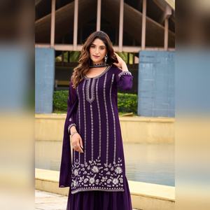 Ensemble haut et bas en georgette élégante avec broderie lourde et dupatta en georgette assorti pour la saison des fêtes, vente en gros - Product Image 4