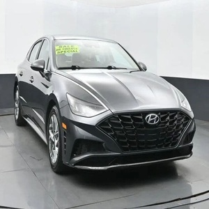 HYUNDAI SONATA 2023, SEDÁN FWD DE ALTA VELOCIDAD Y BAJO KILOMETRAJE - Product Image 1