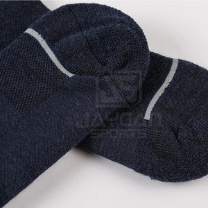 High Performance Athletic Apparel Breathable Sweat Absorbent Durable <b>Men</b> <b>Socks</b> For Gym Fitness And Outdoor Activities - Product Image 4