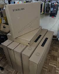 Kit de réception de signal Internet par satellite Starlink V4 - Product Image 3