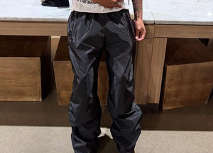 Pantalon de survêtement en nylon léger du fabricant personnalisé pantalon coupe-vent ample et surdimensionné pour hommes style Streetwear décontracté - Product Image 5