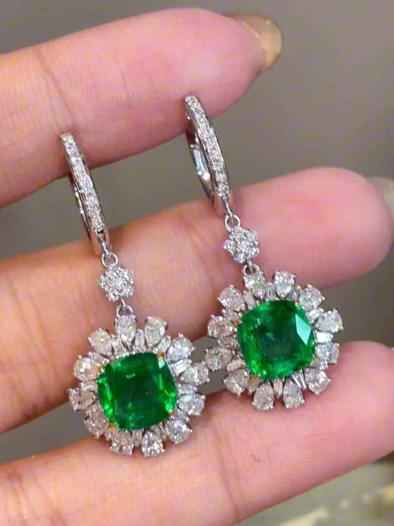 สีเขียว