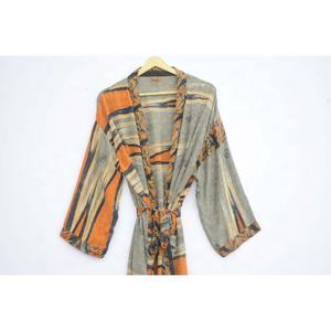 Bata Kimono de seda con estampado Floral para mujer, ropa de baño para playa, abrigo envolvente para casa, novedad - Product Image 4