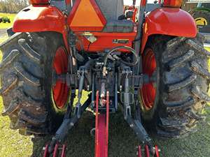 Tractor de Ruedas L1153 de 50 HP Usado con Cargador Frontal, Bomba de Engranajes y Caja de Cambios - Naranja, Equipo Agrícola - Product Image 5