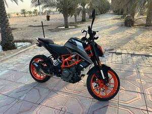 Used 2022 Duke 390 390cc Liquid Cooled <b>Engine</b> Gasoline Street Motorcycle Powerful & Reliable for Global Export - Product Image 5