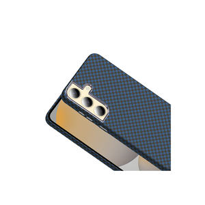 Coque en silicone souple à texture carbone édition titane désertique compatible MagSafe pour Samsung Galaxy S24 Plus - Product Image 4