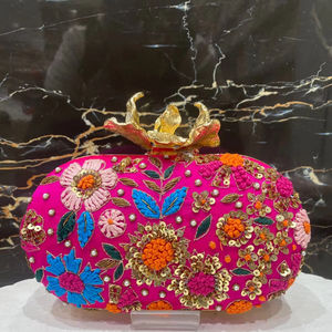 Monedero de diseñador hecho a mano para mujer, elegante bolso de mano para fiesta de boda, bordado con cuentas, decoración de perlas, estilo lujoso, características duraderas - Product Image 4