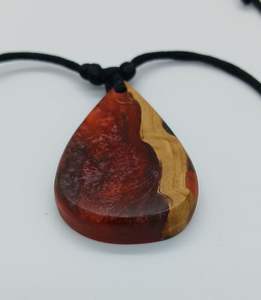 Top Trending Necklaces Resin <b>Beads</b> Pendant Latest Design Classic Chain <b>Butterfly</b> Shape Garnet Diamond Pearl Religious Style Gift - Product Image 1