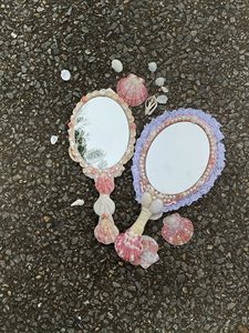 กระจกมือถือขนาดเล็กกรอบเปลือกหอยออกแบบได้ตามต้องการจากดอกบัวสีน้ำเงิน - Product Image 2