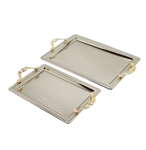 Cargadores dorados de acero inoxidable redondos de estilo, plato de cena de metal para servir, bandeja decorativa con asas de diseñador - Product Image 1