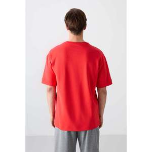 Tommylife เสื้อยืดคอกลมสำหรับผู้ชายพิมพ์ลายขนาดใหญ่88322 Fiesta-Fiesta - Product Image 6