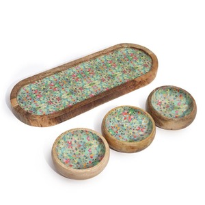 Bandeja de Madera Pulida Ecológica, Hecha a Mano, Duradera y Elegante para Uso en la Cocina por Crescent Crafts - Product Image 1