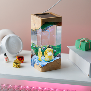 Lámpara de Anime, Lámpara de Resina Epoxi, Lámpara de Resina Epoxi Personalizada, Lámpara de Arte de Madera y Resina, Luz Nocturna Personalizada, Regalo Hecho a Mano, Regalo de Navidad - Product Image 1