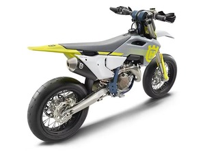 การแข่งรถมอเตอร์ไซค์วิบาก 450 ซีซี ปี 2024 - ระบบเบรกทรงพลังสำหรับสนามแข่ง พร้อมระบบกันสะเทือน WP - Product Image 4