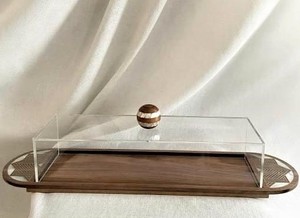 Bandeja para servir postres de madera de acacia con incrustaciones de nácar y jarra de plexiglás, diseño Art Déco acrílico con patrón a cuadros, ecológica - Product Image 2